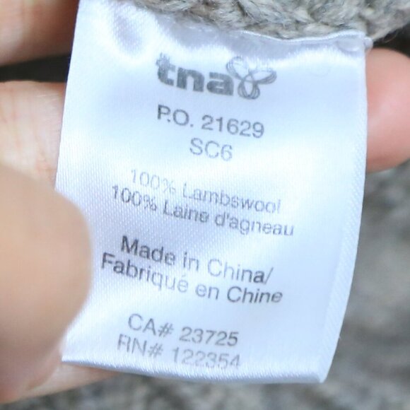 Aritzia TNA Sea to Sky 100% Lambswool Full Zip Cardigan Size XS - Picture 5 of 9